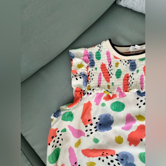 THML Artistic Pink and White Sleeveless Blouse - Picture 4 of 10